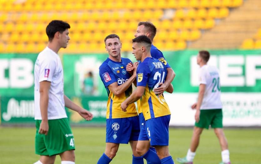 Новини спорту - Динамо - Карпати: онлайн-трансляція матчу чемпіонату України